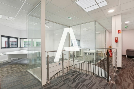 Activités / entrepôts à louer – IVRY SUR SEINE (94200) – 3