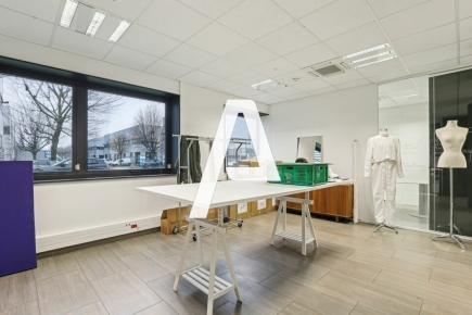 Activités / entrepôts à louer – IVRY SUR SEINE (94200) – 5