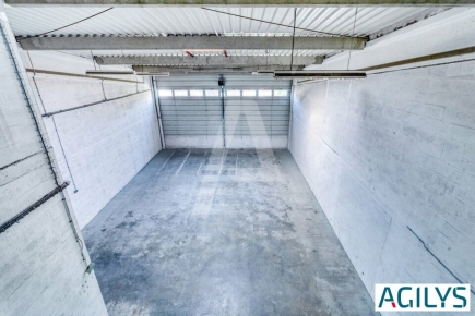 Activités / entrepôts à louer – VITRY SUR SEINE (94400) – 3