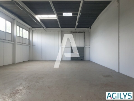 Activités / entrepôts à louer – VALENTON (94460) – 2