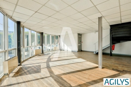Activités / entrepôts à louer – FONTENAY SOUS BOIS (94120) – 3