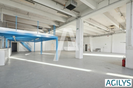 Activités / entrepôts à louer – RUNGIS (94150) – 3