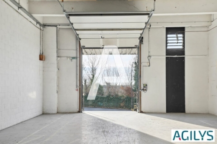 Activités / entrepôts à louer – RUNGIS (94150) – 1