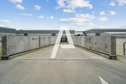 Activités / entrepôts à louer – VITRY-SUR-SEINE (94400) – 1