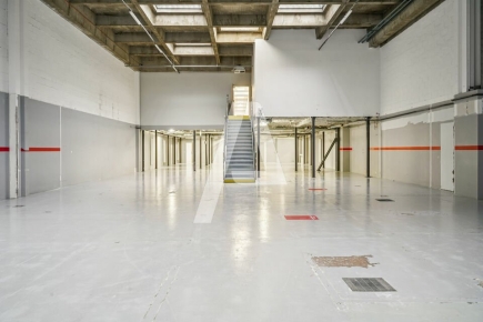 Activités / entrepôts à louer – RUNGIS (94150) – 2