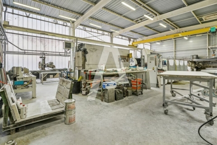 Activités / entrepôts à louer – VITRY-SUR-SEINE (94400) – 3