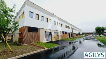 Activités / entrepôts à louer – FRESNES (94260) – 5