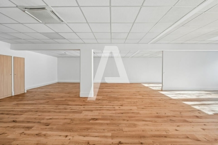 Bureaux à louer – IVRY-SUR-SEINE (94200) – 5