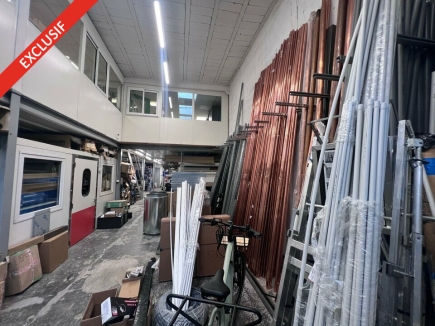 Activités / entrepôts à vendre – IVRY-SUR-SEINE (94200) – 1