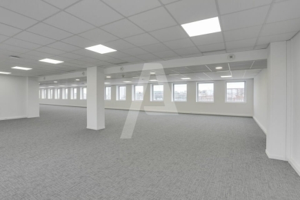 Bureaux à louer – IVRY SUR SEINE (94200) – 1