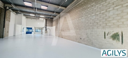 Activités / entrepôts à louer – FRESNES (94260) – 5