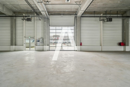 Activités / entrepôts à louer – VITRY-SUR-SEINE (94400) – 3
