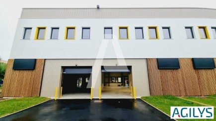 Activités / entrepôts à louer – FRESNES (94260) – 1