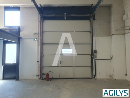 Activités / entrepôts à louer – RUNGIS (94150) – 2