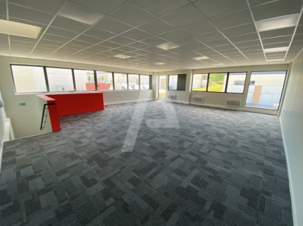 Activités / entrepôts à vendre – BUSSY SAINT GEORGES (77600) – 5