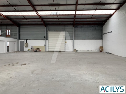 Activités / entrepôts à louer – SAINT SOUPPLETS (77165) – 3