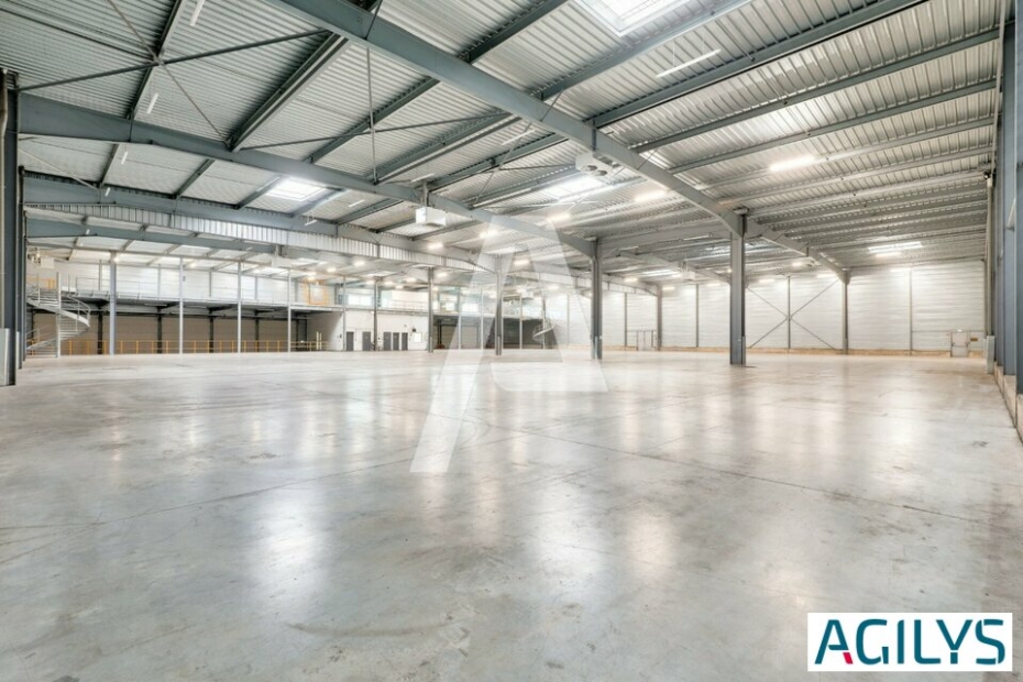 Activités / entrepôts à louer – VILLEPARISIS (77270) – 1