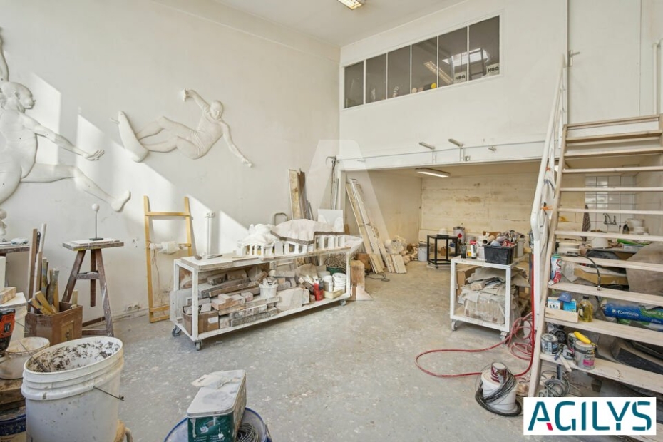 Activités / entrepôts à louer – PARIS (75013) – 1