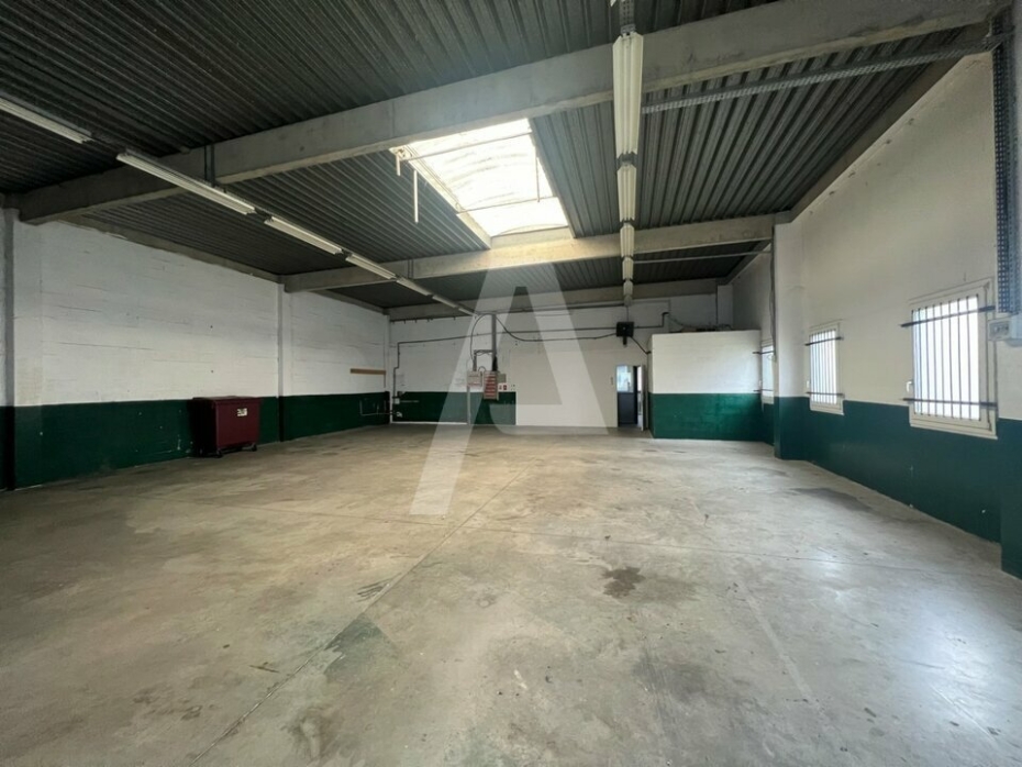 Activités / entrepôts à louer – LOGNES (77185) – 1