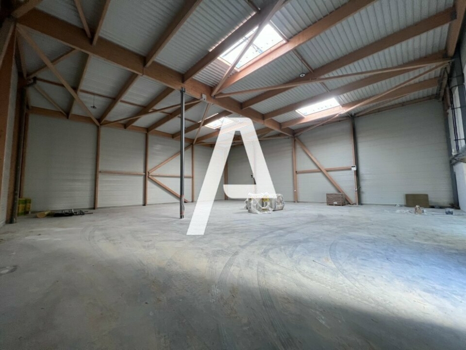 Activités / entrepôts à louer – COURTRY (77181) – 1