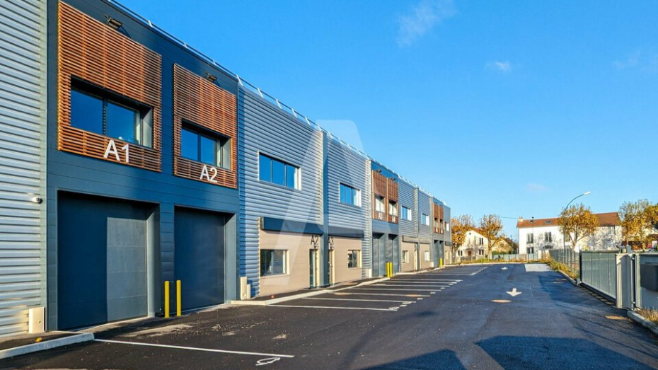 Activités / entrepôts à louer – VILLEMOISSON SUR ORGE (91360) – 1