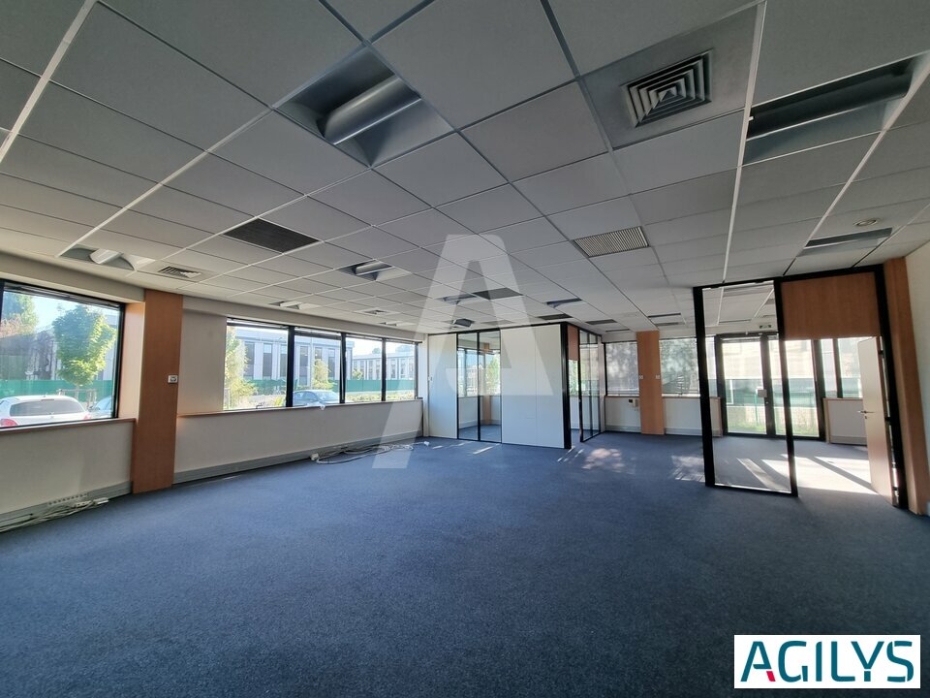 Bureaux à vendre – VILLEBON SUR YVETTE (91140) – 1