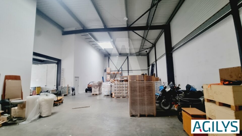 Activités / entrepôts à louer – PALAISEAU (91120) – 1