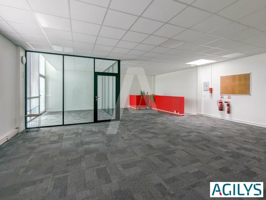 Activités / entrepôts à louer – VILLEBON-SUR-YVETTE (91140) – 1