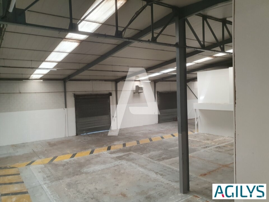 Activités / entrepôts à louer – MORANGIS (91420) – 1