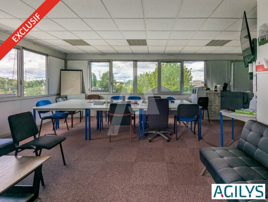 Bureaux à vendre – MASSY (91300) – 1