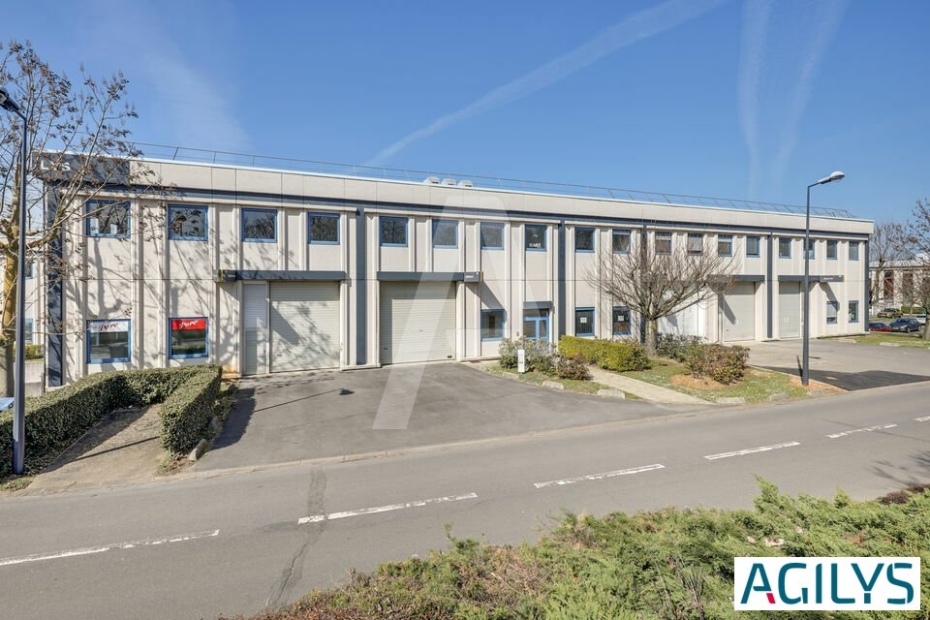 Activités / entrepôts à louer – VILLEBON SUR YVETTE (91940) – 1