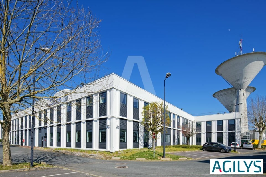 Activités / entrepôts à louer – VILLEBON SUR YVETTE (91940) – 1