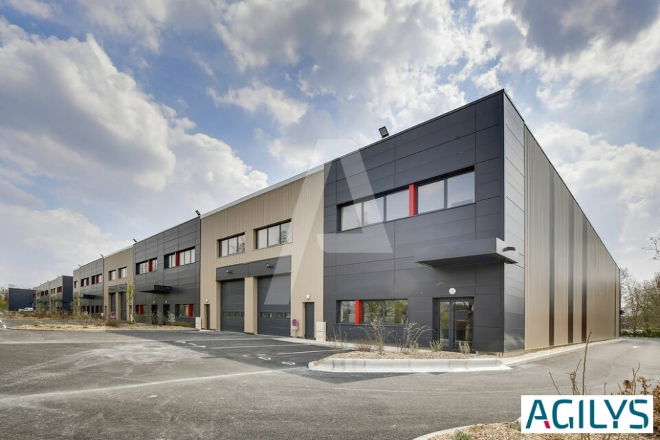 Activités / entrepôts à louer – VILLEBON SUR YVETTE (91940) – 1