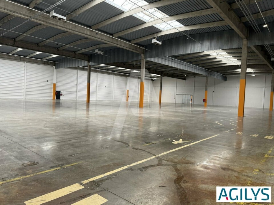 Activités / entrepôts à louer – LISSES (91090) – 1