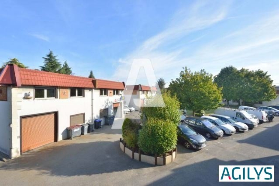 Activités / entrepôts à louer – MASSY (91300) – 1