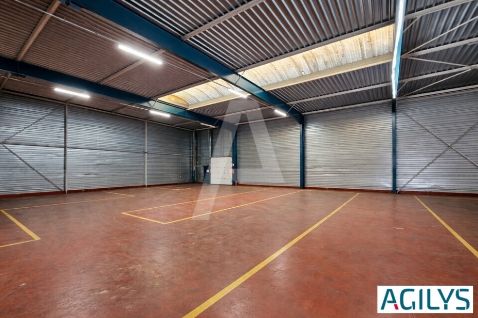 Activités / entrepôts à vendre – LISSES (91090) – 1