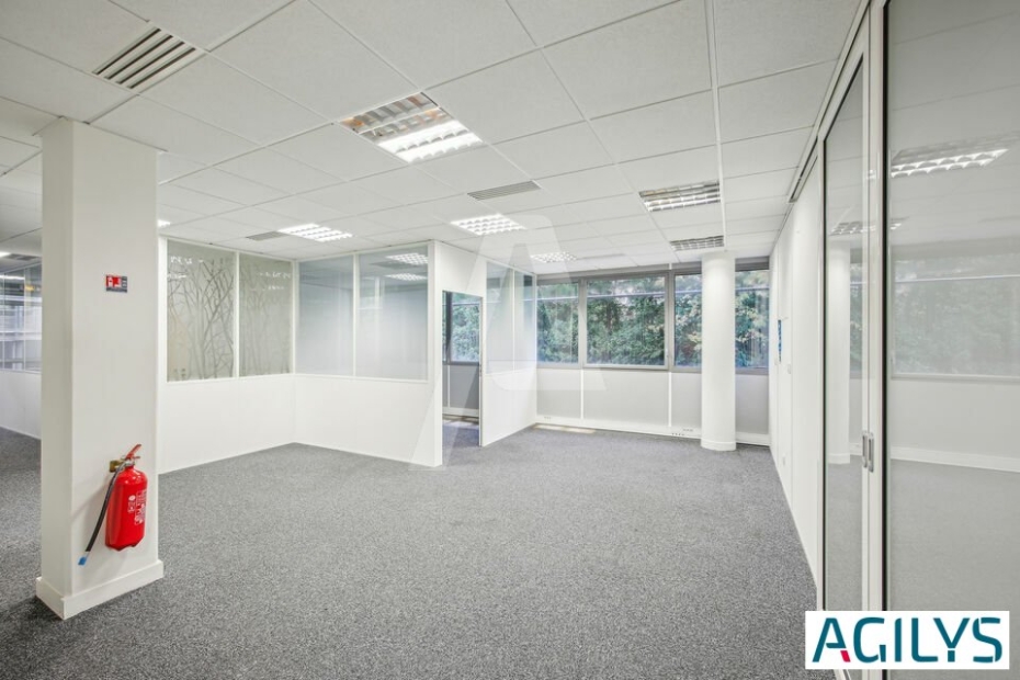 Bureaux à vendre – ORSAY (91400) – 1