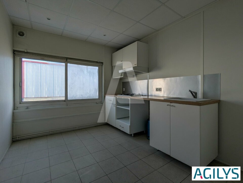 Activités / entrepôts à vendre – MORSANG-SUR-ORGE (91390) – 1