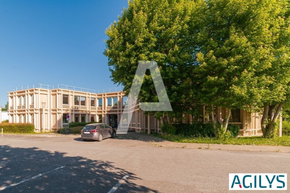 Bureaux à vendre – SAINT AUBIN (91190) – 1