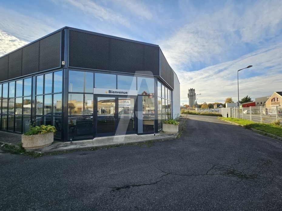 Locaux commerciaux à vendre – MILLY-LA-FORÊT (91490) – 1