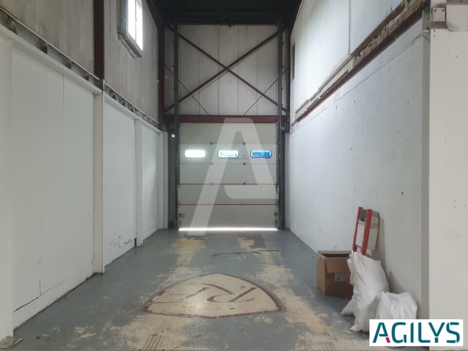 Activités / entrepôts à louer – CHAMPIGNY SUR MARNE (94500) – 1