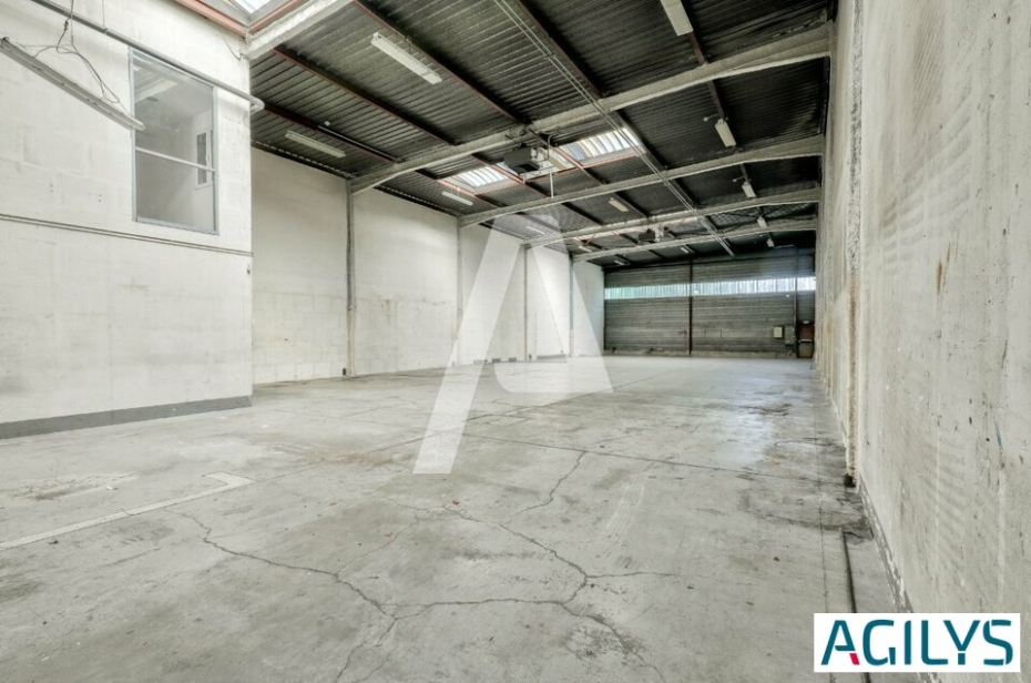Activités / entrepôts à louer – FONTENAY SOUS BOIS (94120) – 1
