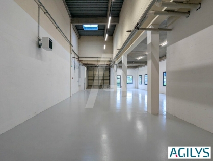 Activités / entrepôts à louer - VILLEBON SUR YVETTE – Photo 1