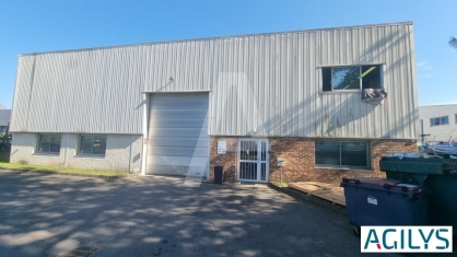 Activités / entrepôts à louer - LES ULIS – Photo 1