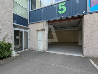 Activités / entrepôts à louer - WISSOUS – Photo 1