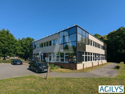 Bureaux à louer - BIEVRES – Photo 1