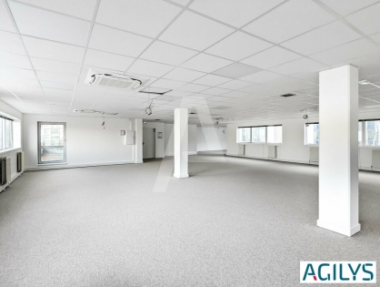 Bureaux à louer - MASSY – Photo 1
