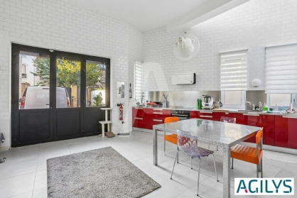 Activités / entrepôts à vendre - IVRY-SUR-SEINE – Photo 1