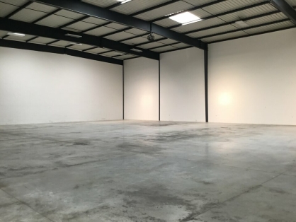 Activités / entrepôts à vendre - CESSON – Photo 1