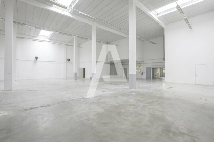 Activités / entrepôts à louer - EMERAINVILLE – Photo 1
